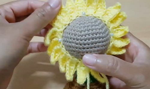 Sunflower Amigurumi Free Crochet Pattern - Amigurumiy