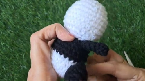 How To Crochet Amigurumi Panda 2