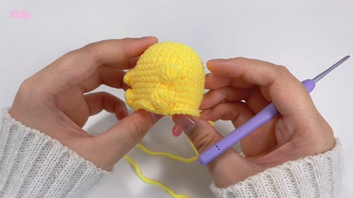 How To Crochet Pompompurin keychain 1