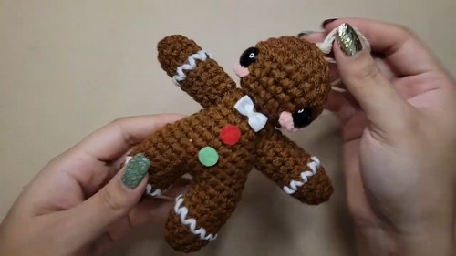How To Crochet Gingerbread Man Ornament 3