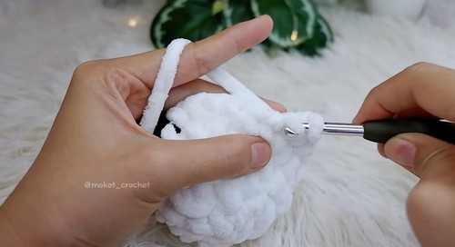 How To Crochet Fluffy Panda Amigurumi 1