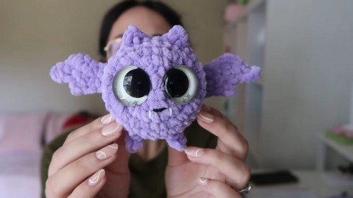 How To Crochet Easy Chunky Bat 3