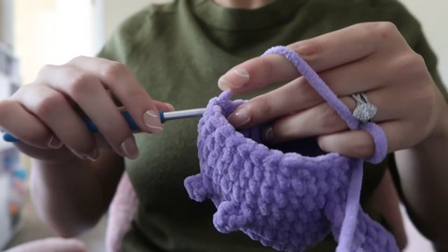 How To Crochet Easy Chunky Bat 1