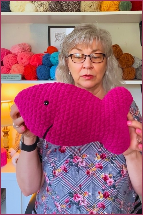 _Crochet Goldfish Cracker Pillow 4