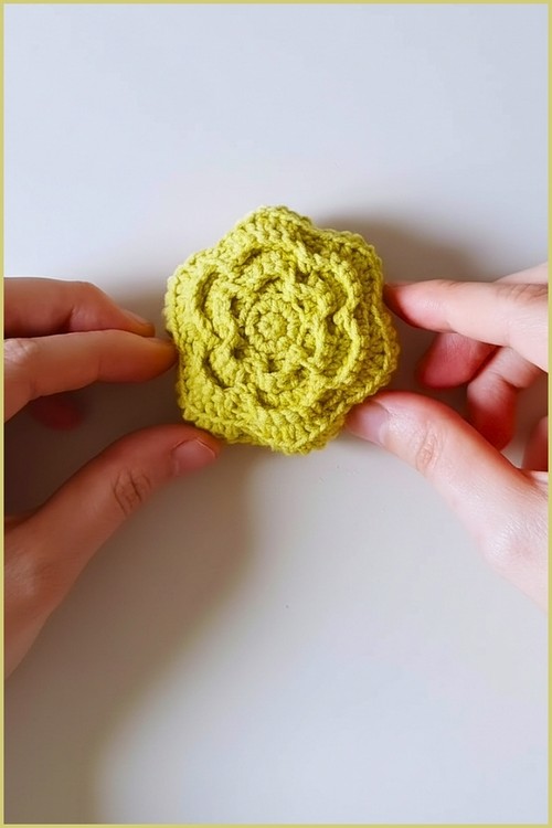 Crochet Matcha Mooncake Amigurumi 4
