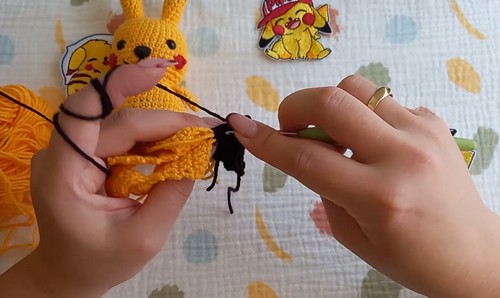 Crochet Pikachu Tail 2