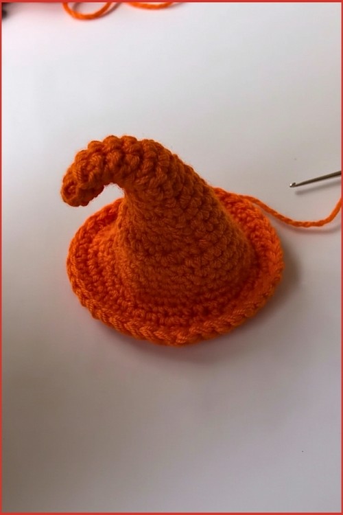 Crochet Amigurumi Witch Hat 4