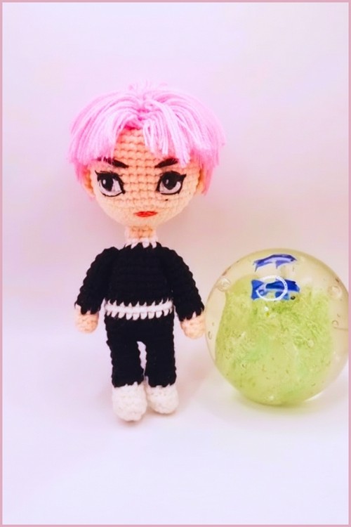 Crochet Haechan Doll Amigurumi 4