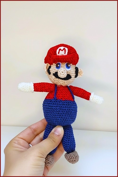 _Crochet Mario Amigurumi Doll 4