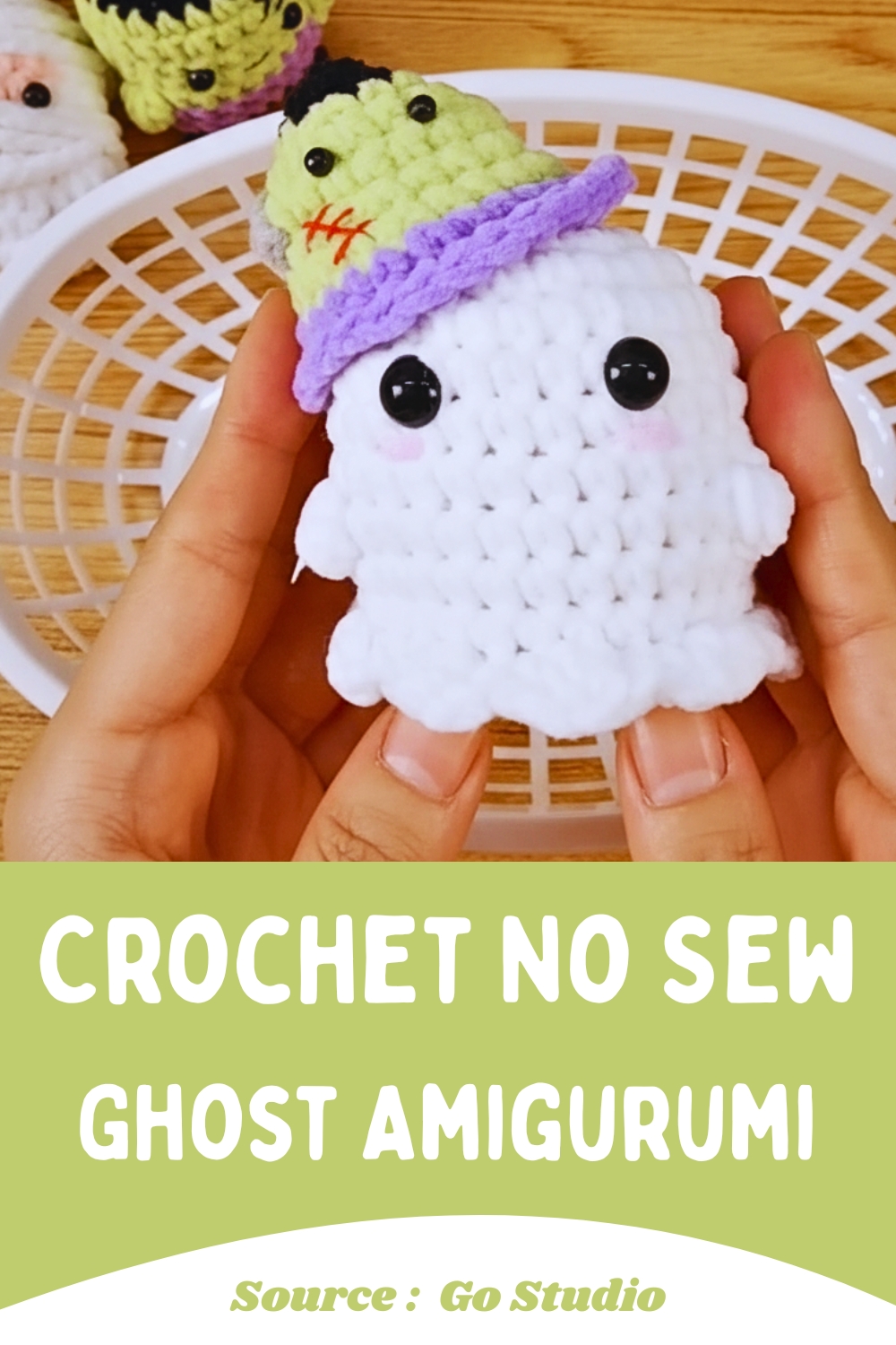 Crochet No Sew Ghost Amigurumi