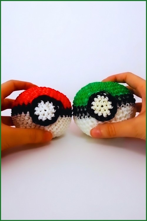 _Crochet Poké Ball Rainbow Loom 4