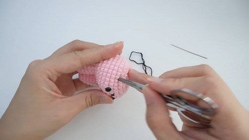 How To Crochet A Miffy Bunny Keychain Free Pattern - Amigurumiy