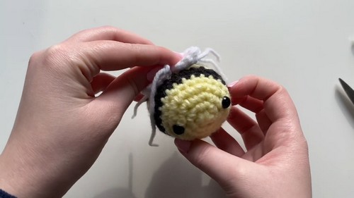 Cute Crochet Bumble Bee Pattern Free Easy For Beginners - Amigurumiy