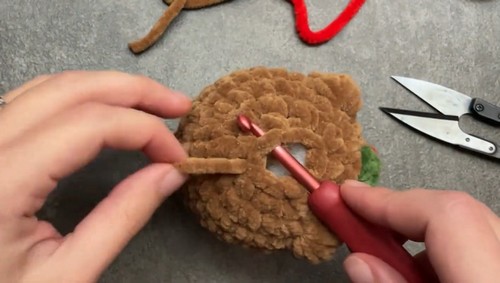 CROCHET AMIGURUMI Gingerbread Doll Step By Step Pattern 4