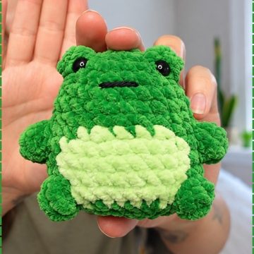 Crochet Frog Amigurumi 5