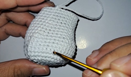 Copy of CROCHET Sloth Free Amigurumi Pattern 02